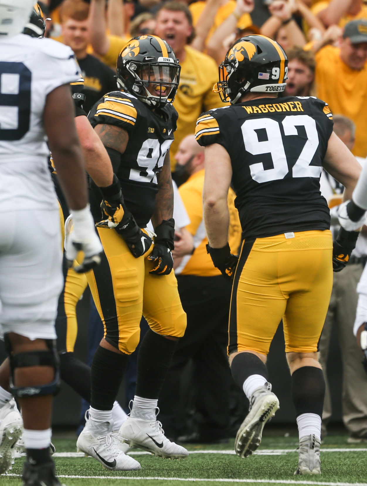 100921-qc-spt-iowa-fball-006